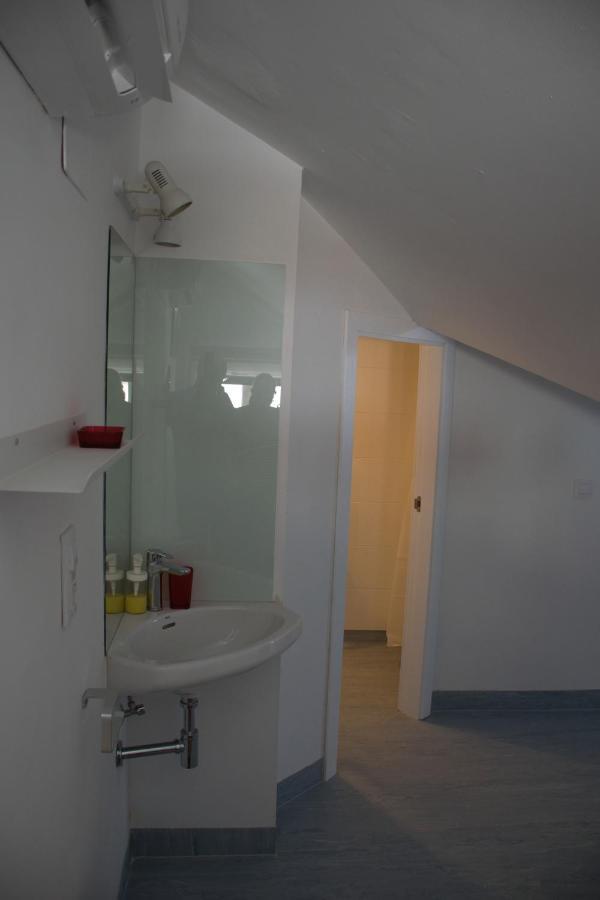 סביליה Covadonga 9 Apartments - Triana מראה חיצוני תמונה